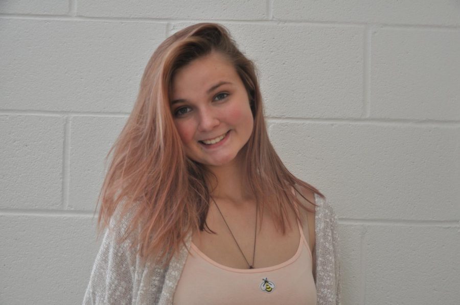 Ella Menzi